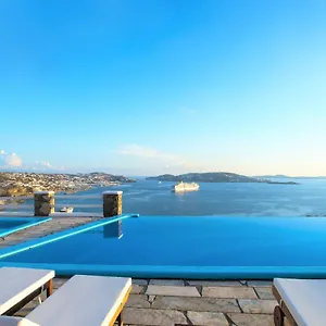 Aeri & 4*, Tourlos Greece